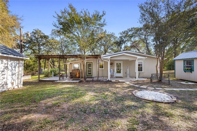 13058 Oak Forest Drive, Bryan, TX 77807