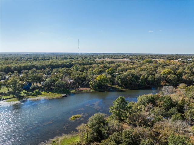 13058 Oak Forest Drive, Bryan, TX 77807