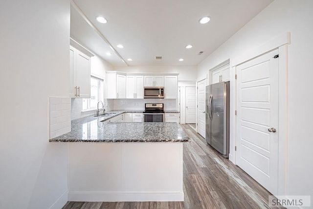 821 S 2275 W, Rexburg, ID 83440