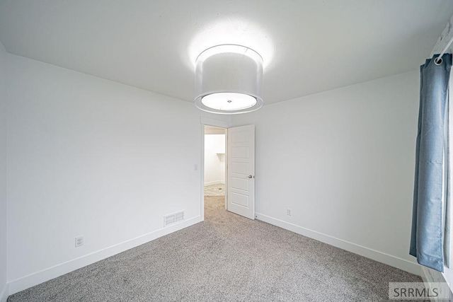 821 S 2275 W, Rexburg, ID 83440