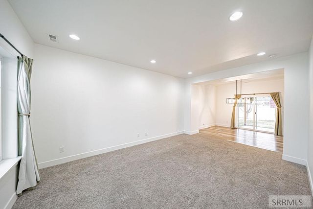 821 S 2275 W, Rexburg, ID 83440