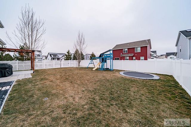 821 S 2275 W, Rexburg, ID 83440