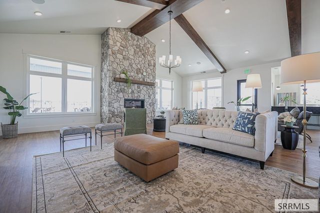 821 S 2275 W, Rexburg, ID 83440