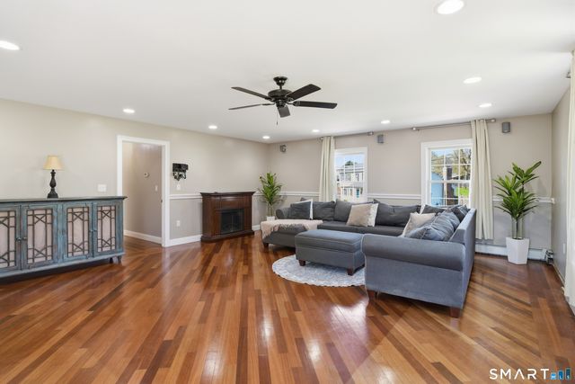 1 Kimberly Drive, Enfield, CT 06082