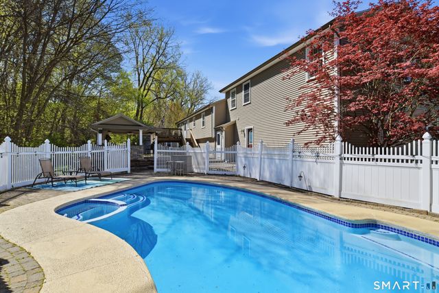 1 Kimberly Drive, Enfield, CT 06082