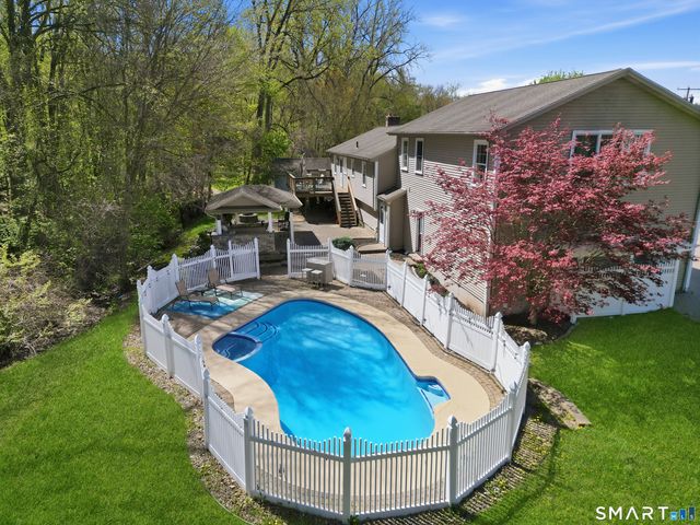 1 Kimberly Drive, Enfield, CT 06082