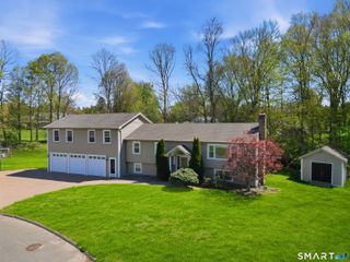1 Kimberly Drive, Enfield, CT 06082