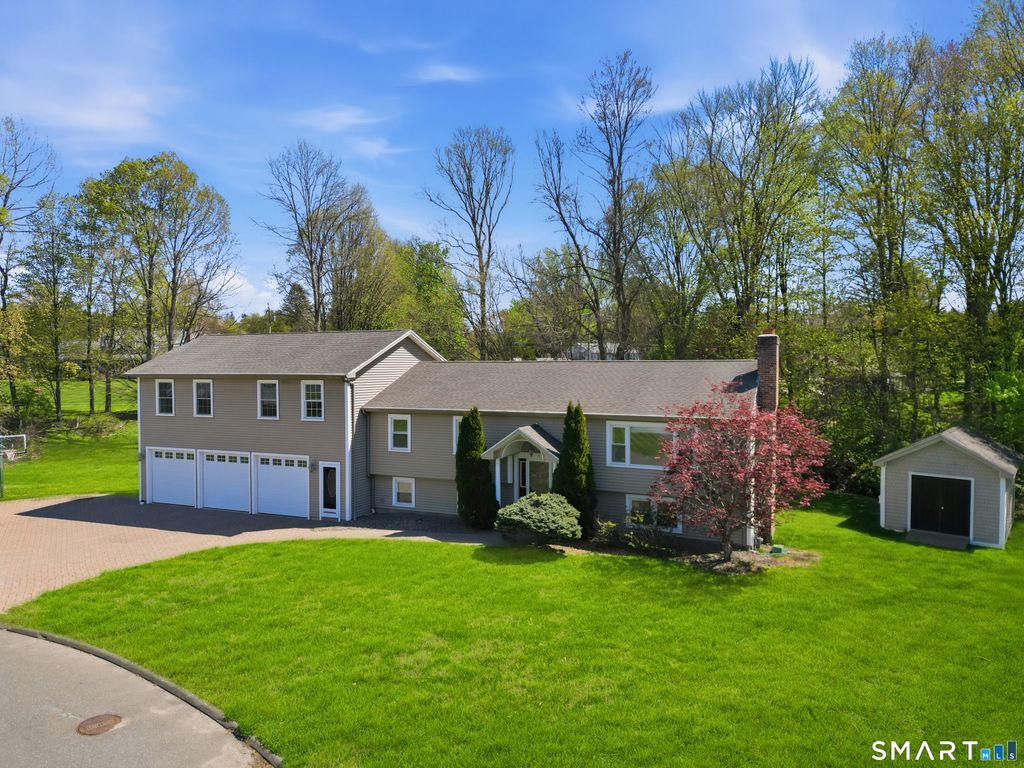 1 Kimberly Drive, Enfield, CT 06082