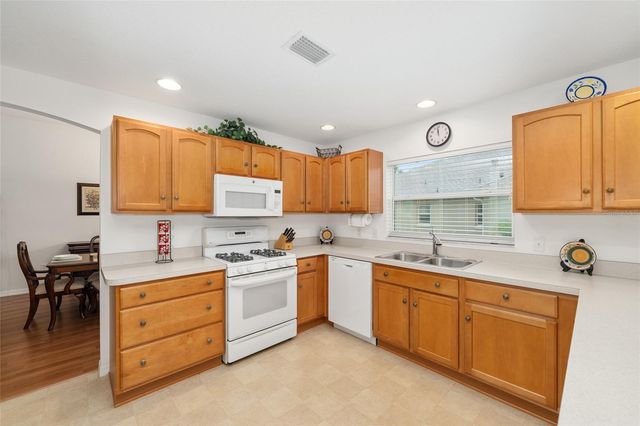 7241 SE 172ND HAZELWOOD LOOP, The Villages, FL 32162