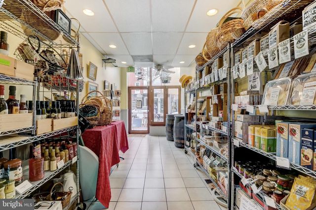 1125 S CHARLES ST, Baltimore, MD 21230