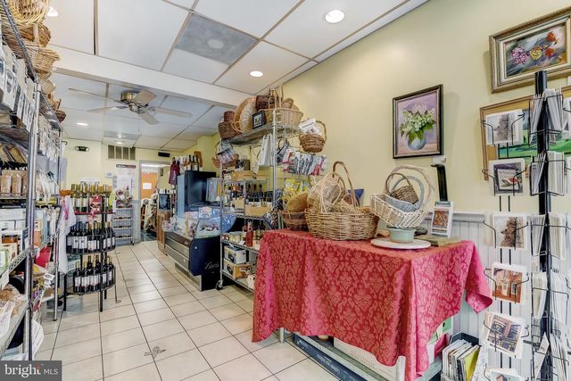 1125 S CHARLES ST, Baltimore, MD 21230