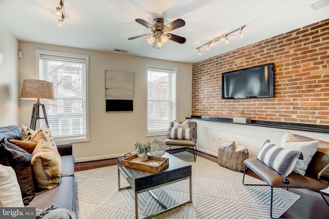 1125 S CHARLES ST, Baltimore, MD 21230