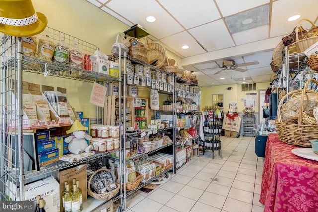 1125 S CHARLES ST, Baltimore, MD 21230