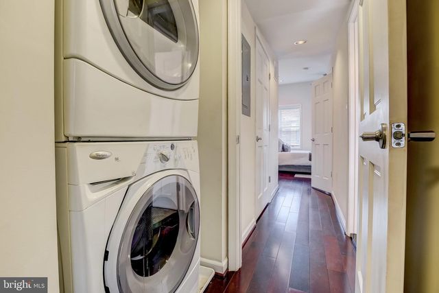 1125 S CHARLES ST, Baltimore, MD 21230