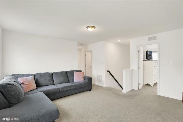 3540 SUMMER DR, Dover, PA 17315