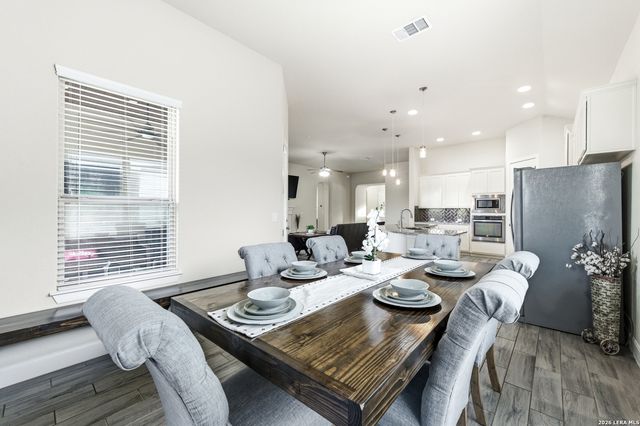 120 Escalera Cir, Boerne, TX 78006