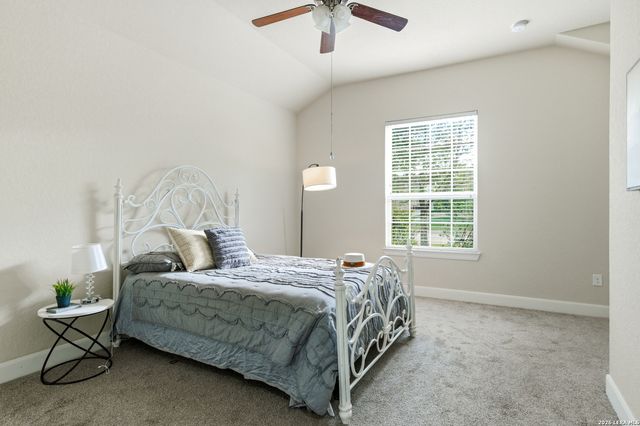 120 Escalera Cir, Boerne, TX 78006