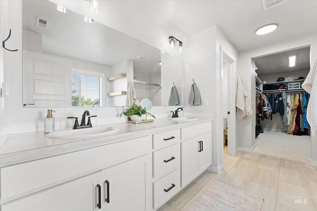 3094 W Sunny Cove St, Meridian, ID 83646