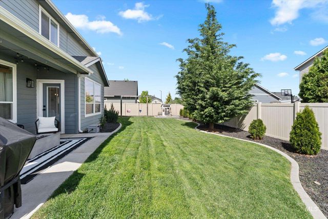 3094 W Sunny Cove St, Meridian, ID 83646