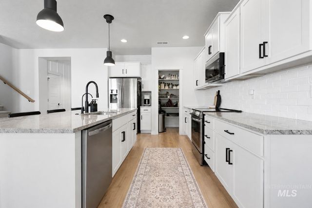 3094 W Sunny Cove St, Meridian, ID 83646