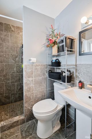 2025 ALTON Drive, Kokomo, IN 46901