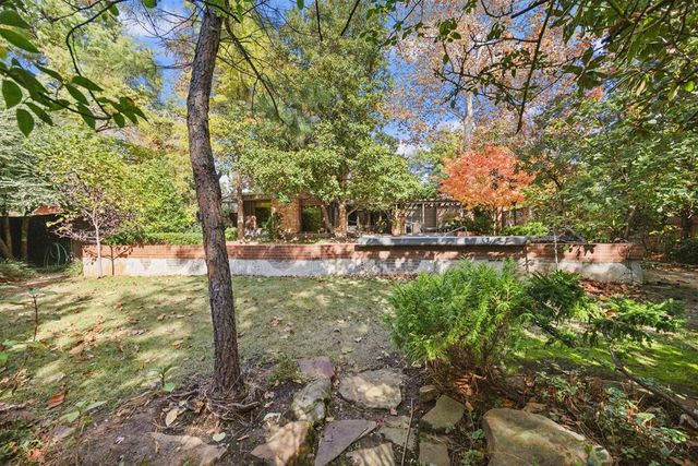 2300 NW 56th Street, Oklahoma City, OK 73112