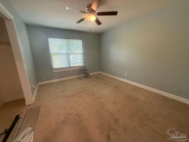 7474 Baywoods Ln, Pensacola, FL 32504