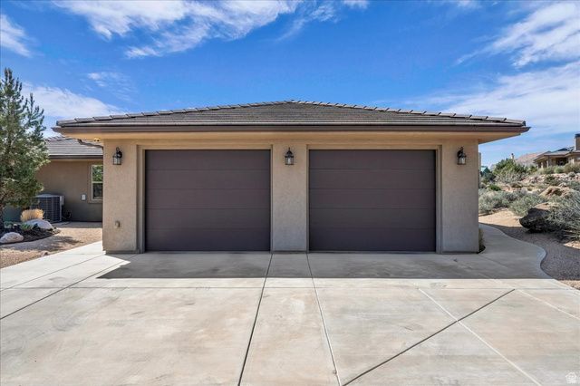 401 W SILVER RD, Leeds, UT 84746