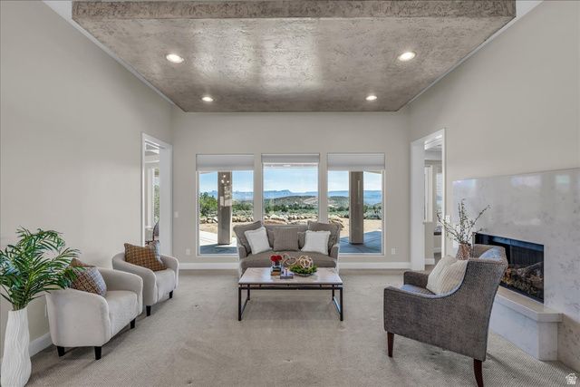 401 W SILVER RD, Leeds, UT 84746