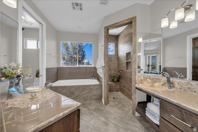 401 W SILVER RD, Leeds, UT 84746