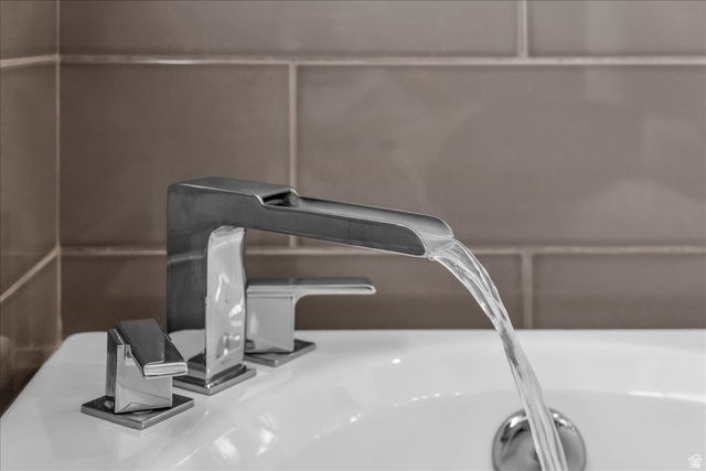 401 W SILVER RD, Leeds, UT 84746