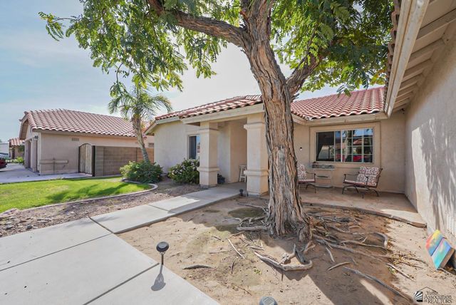 8395 E Topeka Pl, Yuma, AZ 85365