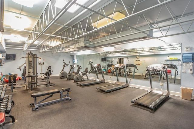 5725 80TH STREET N 408, St Petersburg, FL 33709