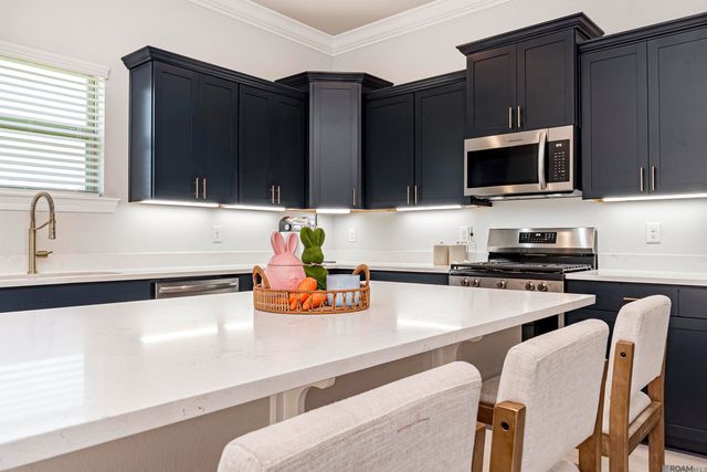 7219 Panama Canal Dr, Gonzales, LA 70737