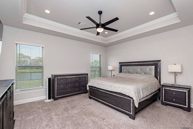 7219 Panama Canal Dr, Gonzales, LA 70737