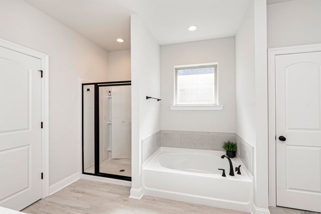 7219 Panama Canal Dr, Gonzales, LA 70737