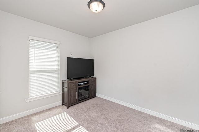 7219 Panama Canal Dr, Gonzales, LA 70737