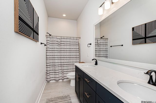 7219 Panama Canal Dr, Gonzales, LA 70737