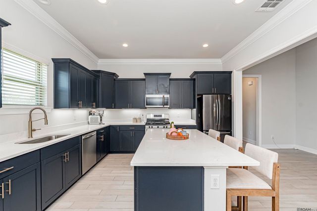 7219 Panama Canal Dr, Gonzales, LA 70737