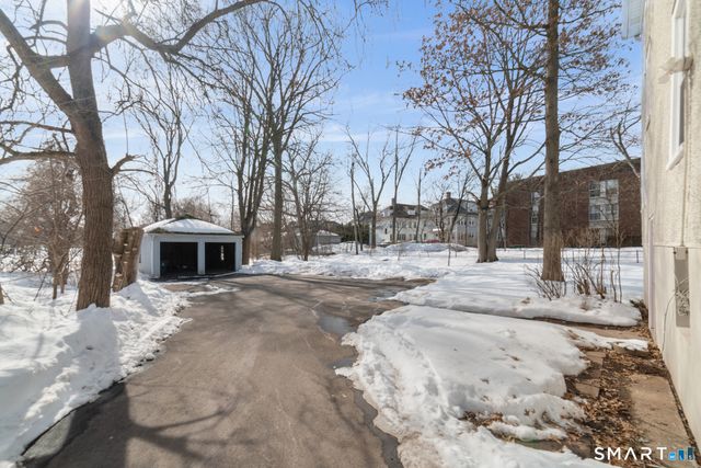 781 Farmington Avenue, West Hartford, CT 06119