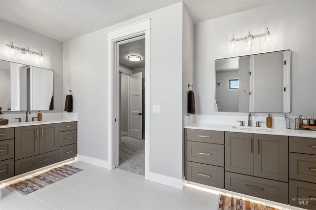 522 Founder Ave, Middleton, ID 83644