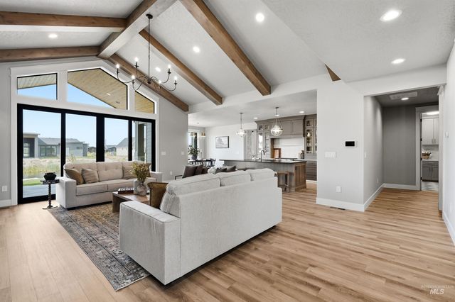 522 Founder Ave, Middleton, ID 83644