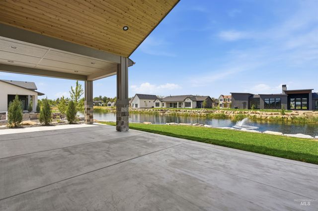 522 Founder Ave, Middleton, ID 83644