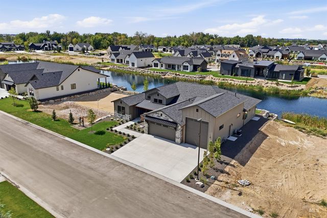 522 Founder Ave, Middleton, ID 83644