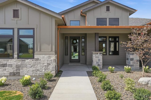 522 Founder Ave, Middleton, ID 83644