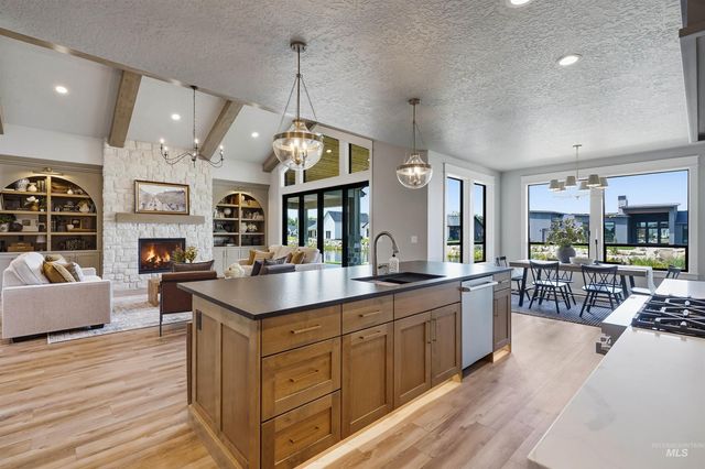 522 Founder Ave, Middleton, ID 83644