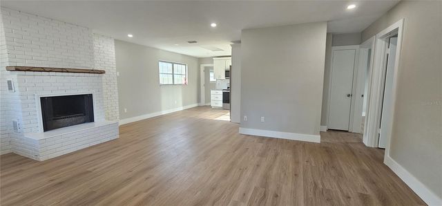 5145 17TH AVENUE N, St Petersburg, FL 33710
