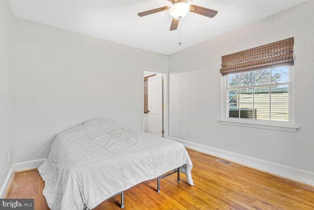907 CHARLES ST, La Plata, MD 20646