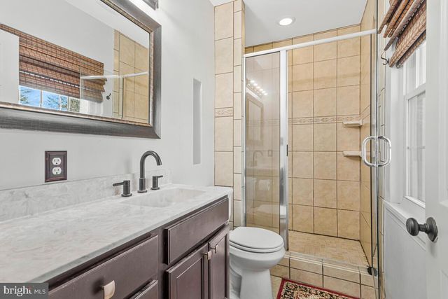 907 CHARLES ST, La Plata, MD 20646