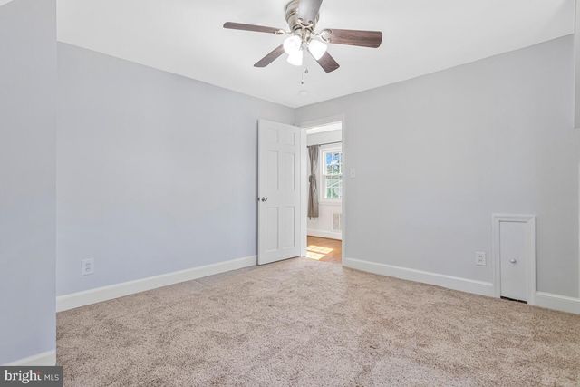 907 CHARLES ST, La Plata, MD 20646